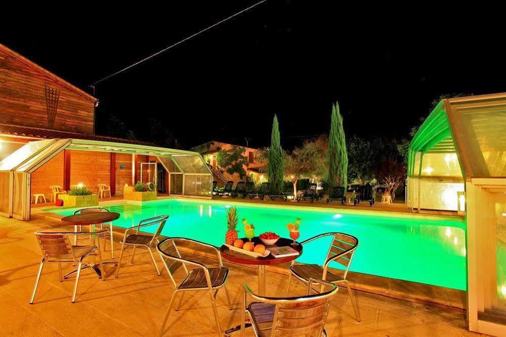 Auberge De La Petite Reine Siorac-en-Périgord Zewnętrze zdjęcie